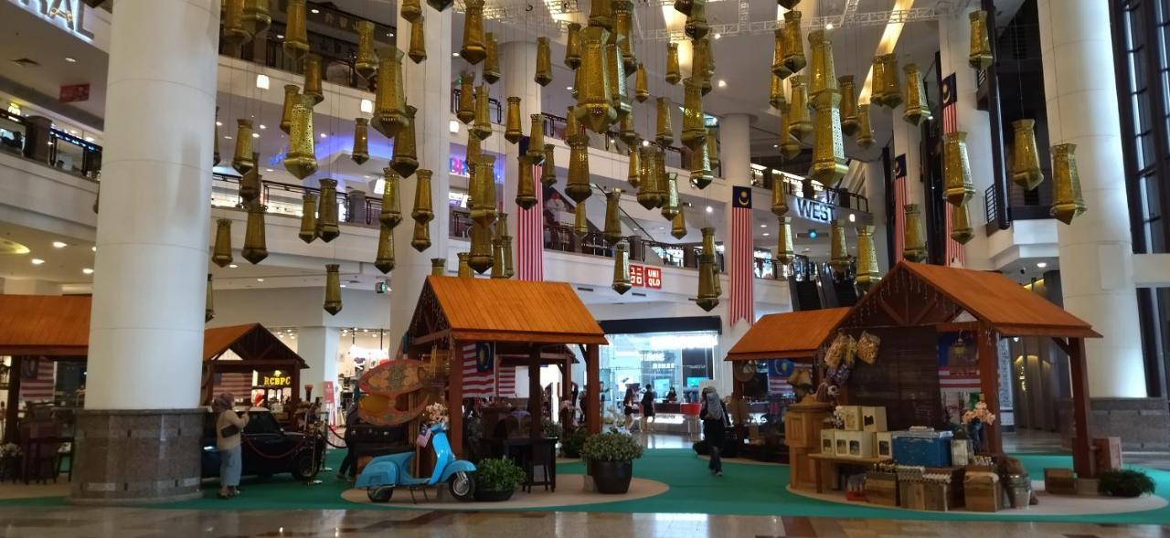 PLAZA Apartment at Berjaya Times Square KL Kuala Lumpur Bagian luar foto